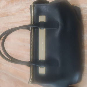 Vince‎ Camuto Black Leather Purse